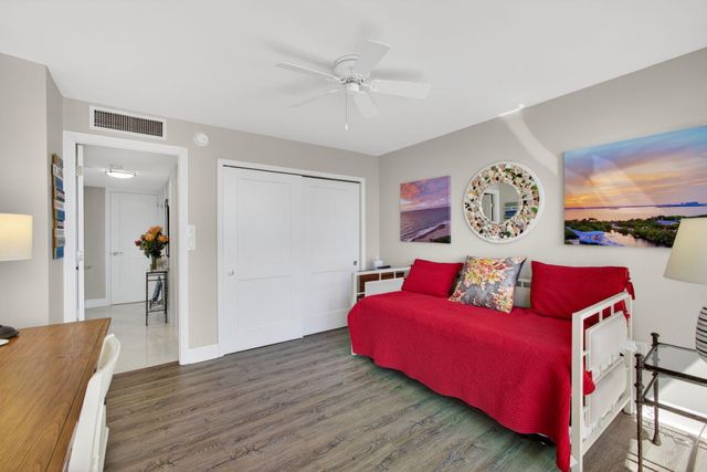 4200 N Ocean Drive 1-1804, Singer Island, FL 33404