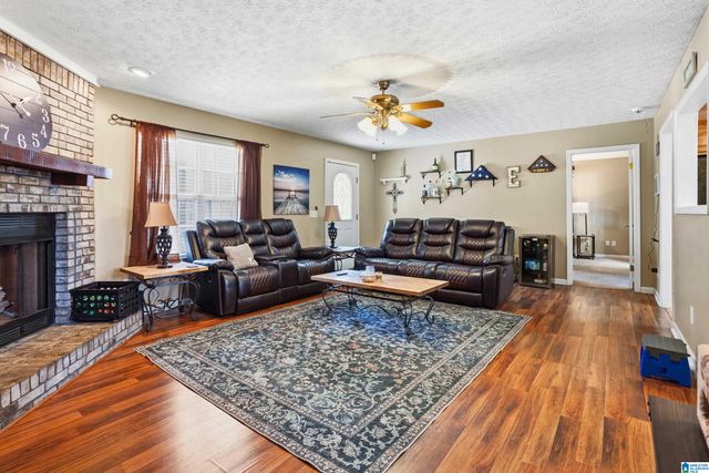 198 NICOLE TRAIL, Hayden, AL 35079