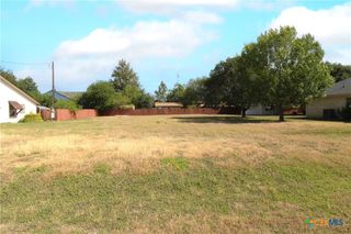 644 Horseshoe Falls Drive, Canyon Lake, TX 78133
