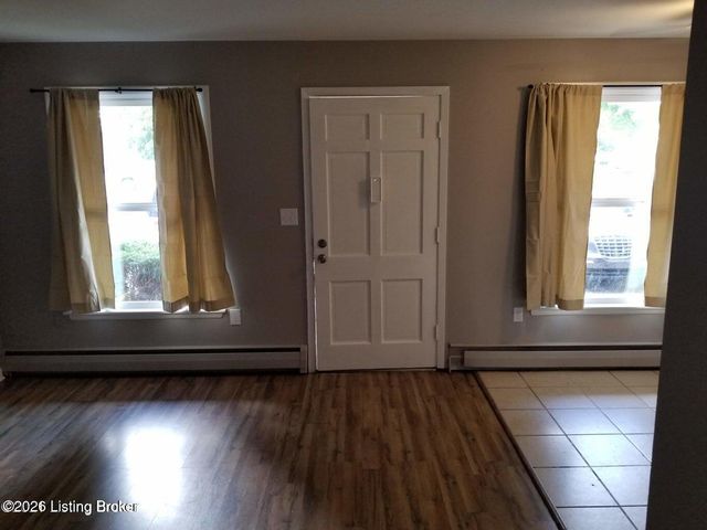 4501 S 6th St APT 56, Louisville, KY 40214