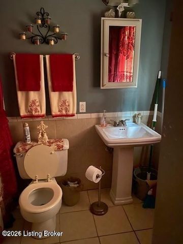 4501 S 6th St APT 56, Louisville, KY 40214