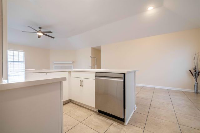 1158 CLEAR CREEK RD, Collierville, TN 38017