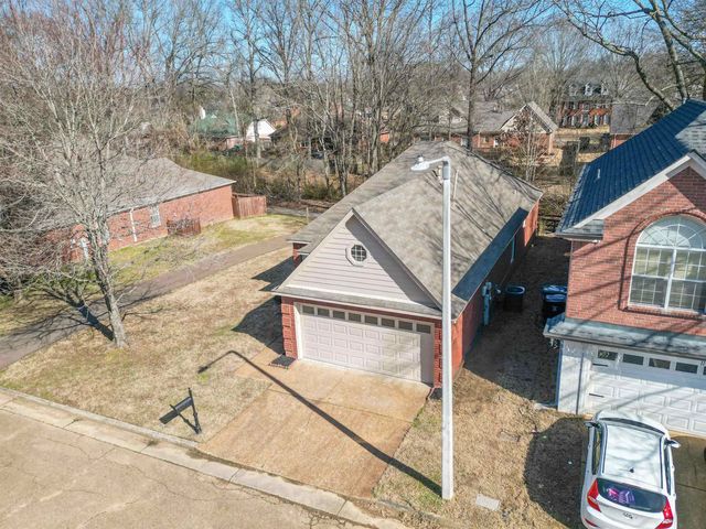 1158 CLEAR CREEK RD, Collierville, TN 38017