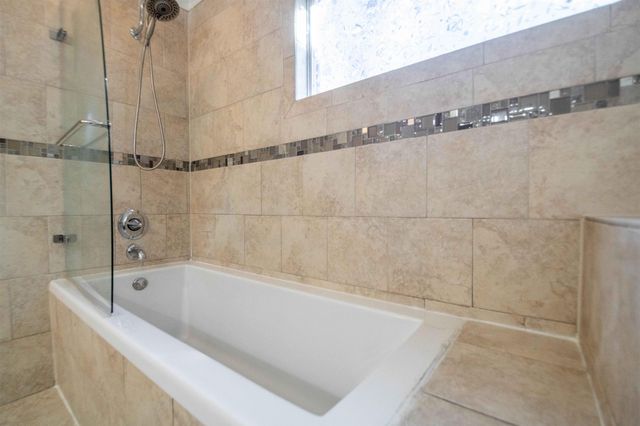 1158 CLEAR CREEK RD, Collierville, TN 38017