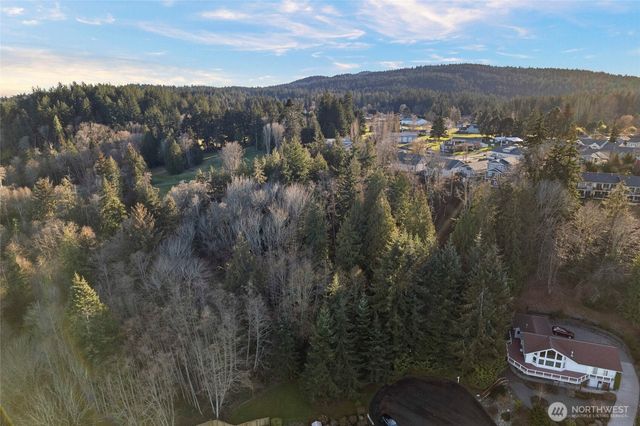 4224 Mitchell Drive, Anacortes, WA 98221