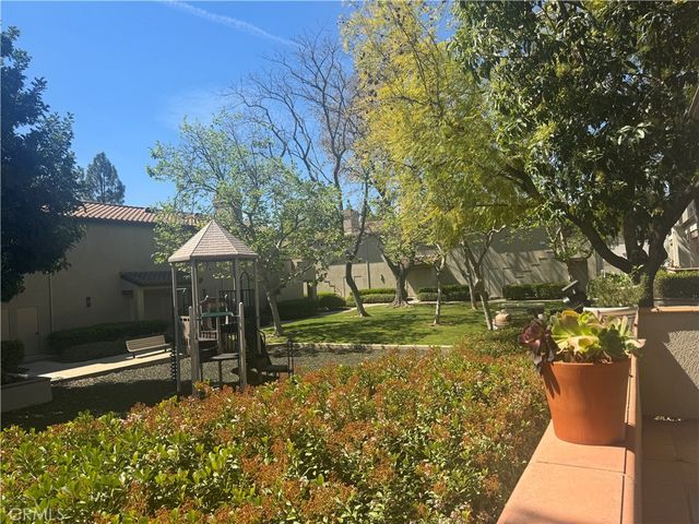 147 Via Contento, Rancho Santa Margarita, CA 92688
