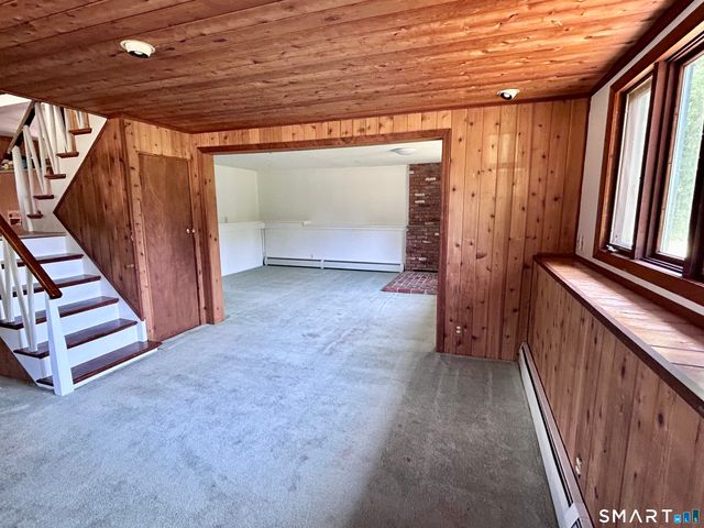 60 Case Road, Burlington, CT 06013