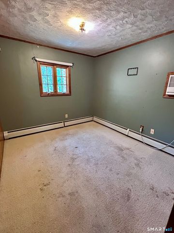 60 Case Road, Burlington, CT 06013
