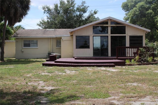 2337 N CRYSTAL LAKE DRIVE, Lakeland, FL 33801