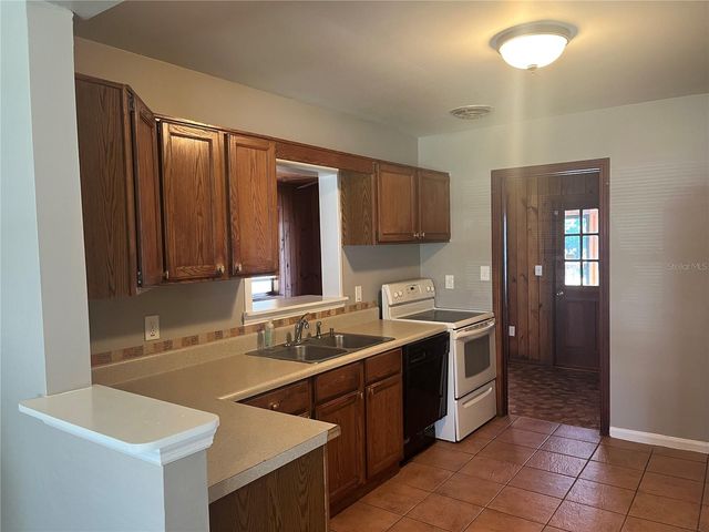 2337 N CRYSTAL LAKE DRIVE, Lakeland, FL 33801