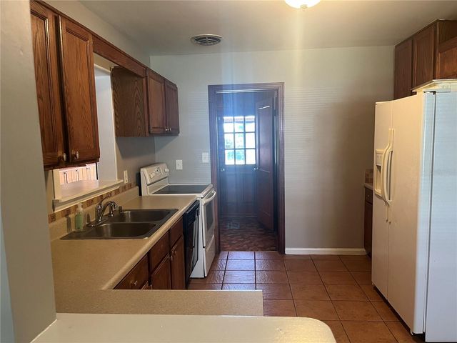 2337 N CRYSTAL LAKE DRIVE, Lakeland, FL 33801