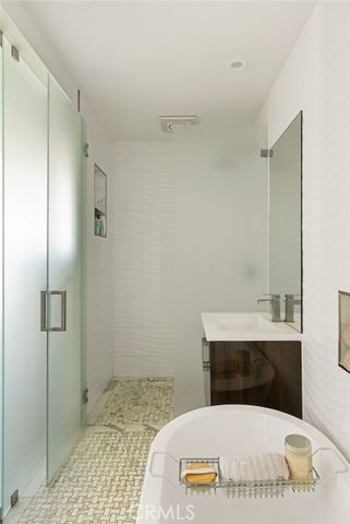 1973 Cortez Avenue, Laguna Beach, CA 92651