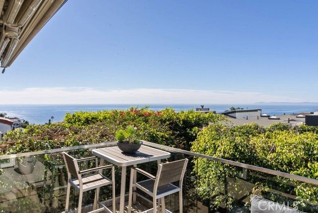 1973 Cortez Avenue, Laguna Beach, CA 92651