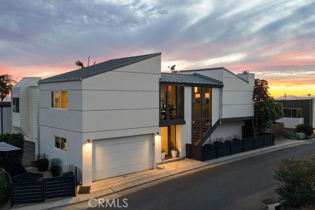 1973 Cortez Avenue, Laguna Beach, CA 92651