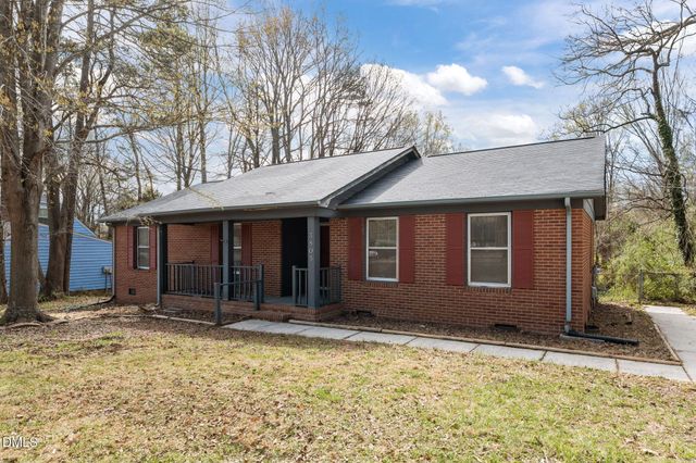 3805 Broadacres Drive, Greensboro, NC 27407