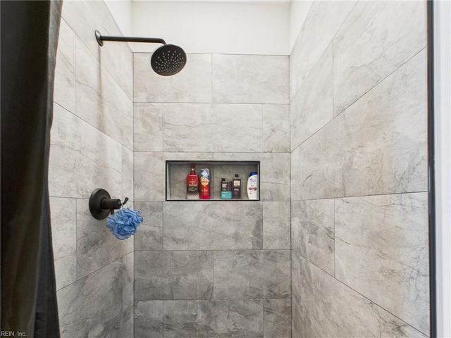 1111 Celia CT, Hampton, VA 23666