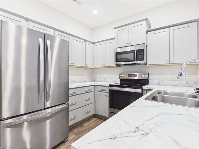 1111 Celia CT, Hampton, VA 23666