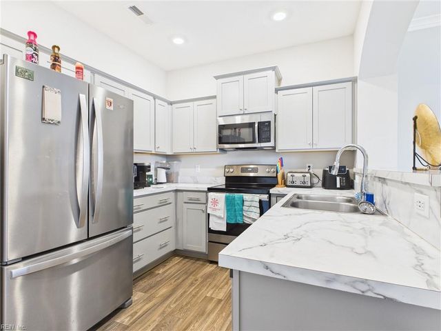 1111 Celia CT, Hampton, VA 23666