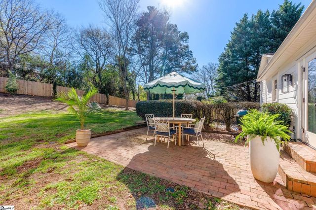 17 N Brookwood Drive, Greenville, SC 29605