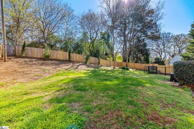 17 N Brookwood Drive, Greenville, SC 29605