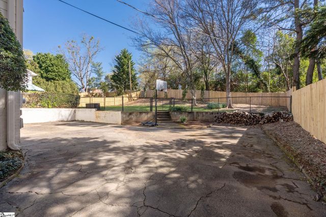 17 N Brookwood Drive, Greenville, SC 29605