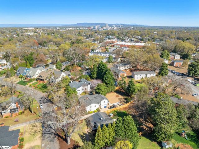 17 N Brookwood Drive, Greenville, SC 29605