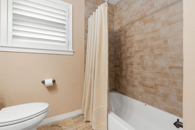 1115 Woodhill Road, Houston, TX 77008