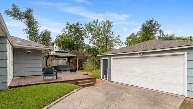 1115 Woodhill Road, Houston, TX 77008