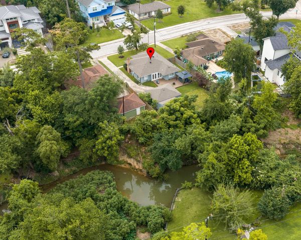 1115 Woodhill Road, Houston, TX 77008