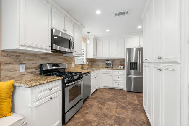 1115 Woodhill Road, Houston, TX 77008