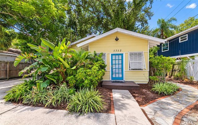 1712 SIESTA DRIVE, Sarasota, FL 34239