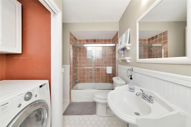 1712 SIESTA DRIVE, Sarasota, FL 34239
