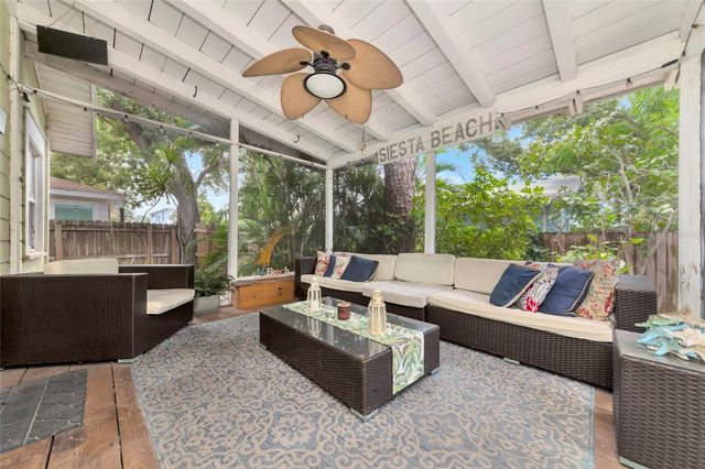 1712 SIESTA DRIVE, Sarasota, FL 34239