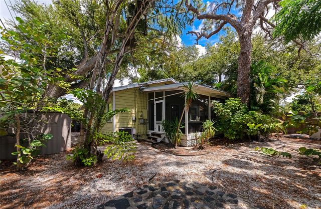 1712 SIESTA DRIVE, Sarasota, FL 34239