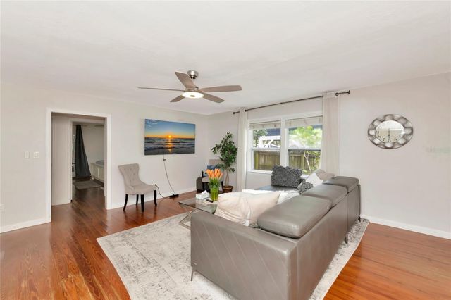 1712 SIESTA DRIVE, Sarasota, FL 34239