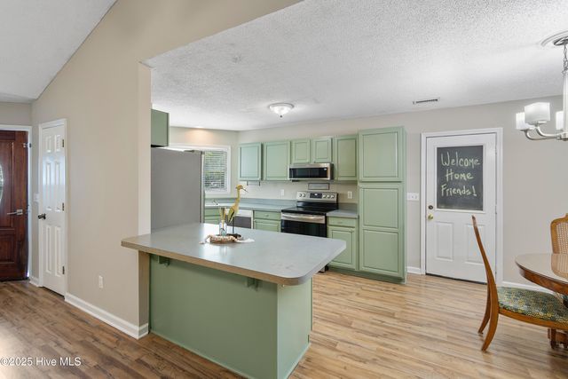 2750 Sunrise Street SW, Supply, NC 28462