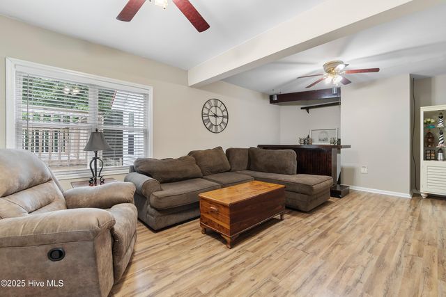 2750 Sunrise Street SW, Supply, NC 28462
