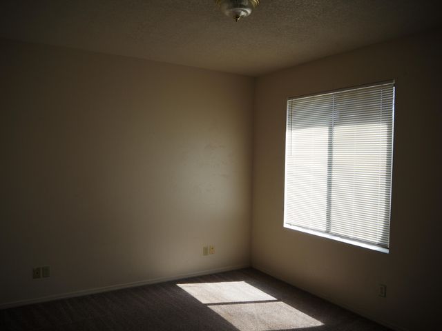 4256 Sabana Loop SE C, Rio Rancho, NM 87124