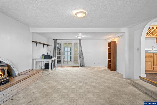 712 Cummings Ln N, Keizer, OR 97303