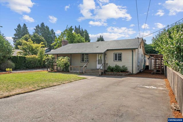 712 Cummings Ln N, Keizer, OR 97303