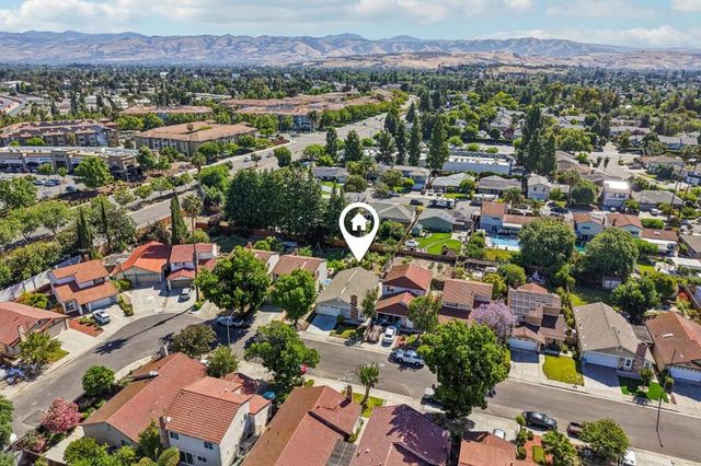 524 Lanfair, San Jose, CA 95136