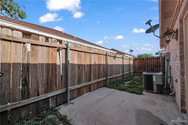 1010 Cedarwood Drive, Rio Grande City, TX 78582