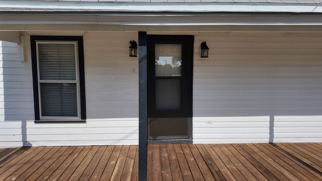 215 S Walker Street, Mesquite, TX 75149