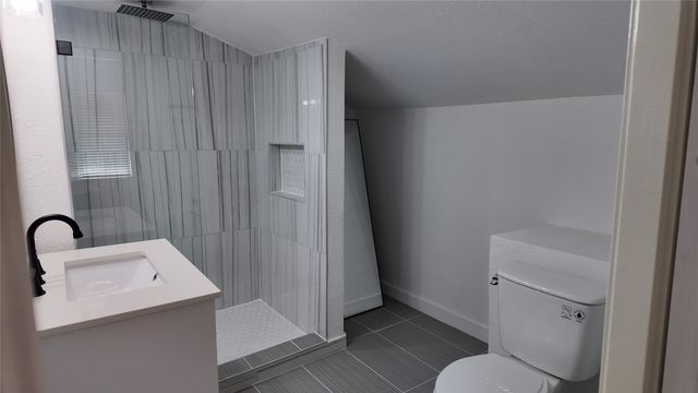 215 S Walker Street, Mesquite, TX 75149