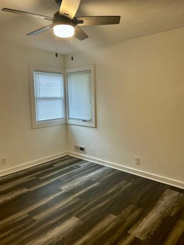 4244 Penn Avenue N, Minneapolis, MN 55412
