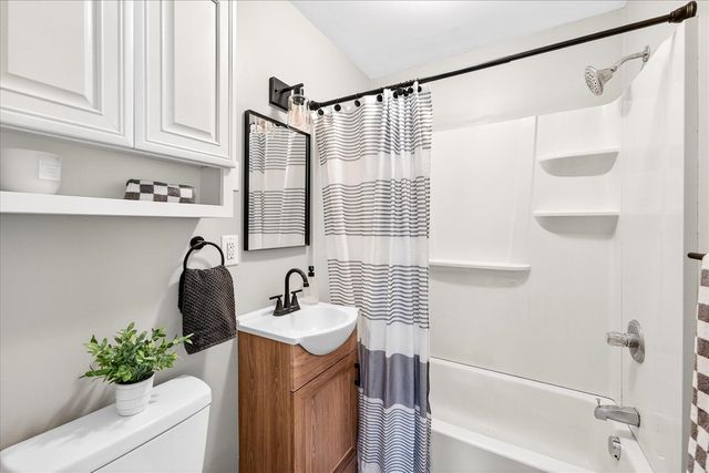 100 Brownell Street, Grand Rapids, MI 49548