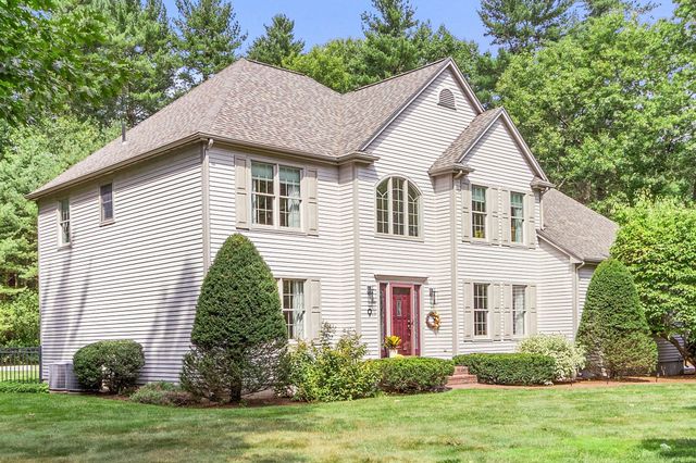9 Douglas Dr, Mansfield, MA 02048
