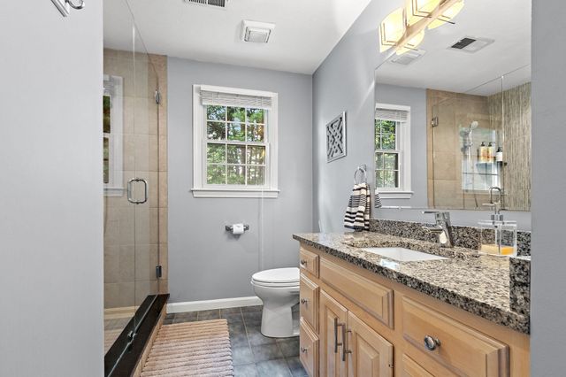 9 Douglas Dr, Mansfield, MA 02048