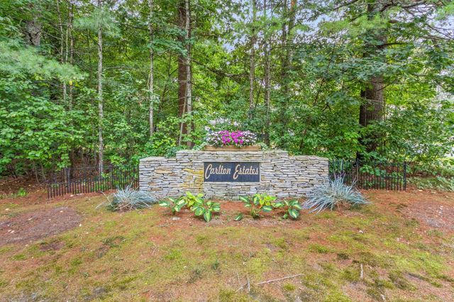 9 Douglas Dr, Mansfield, MA 02048