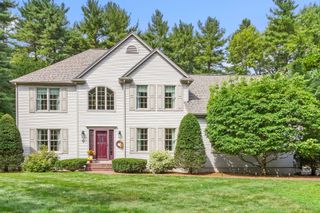 9 Douglas Dr, Mansfield, MA 02048